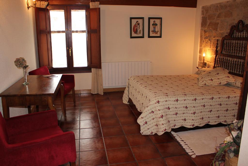 Casa Rural El Meson Briones Habitación foto